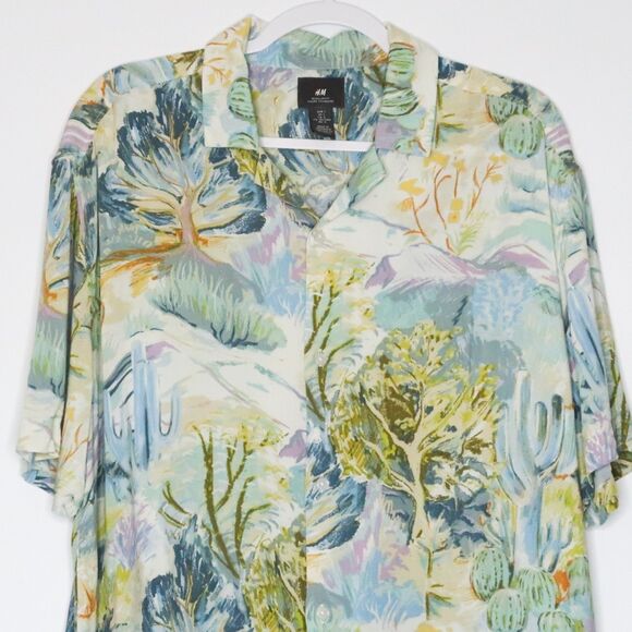 H&M Mens Button Up Shirt Size Large Blue Cactus Trees Desert Art Vacation Casual - Picture 5 of 6